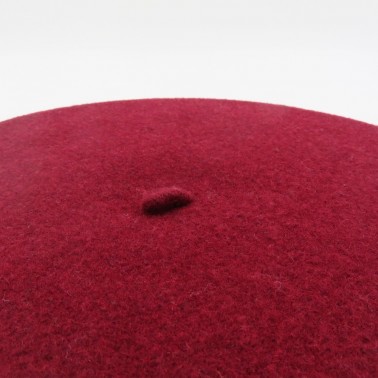 Classic Beret Cranberry Woman