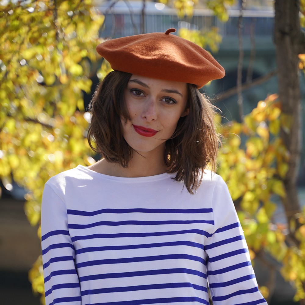 Classic Caramel Beret Woman