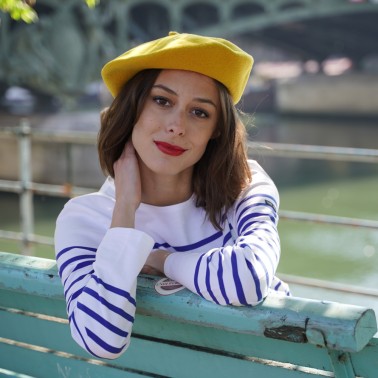 Classic Mustard Beret Woman