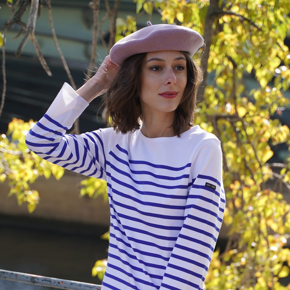 Classic Old Light Purple Beret Woman