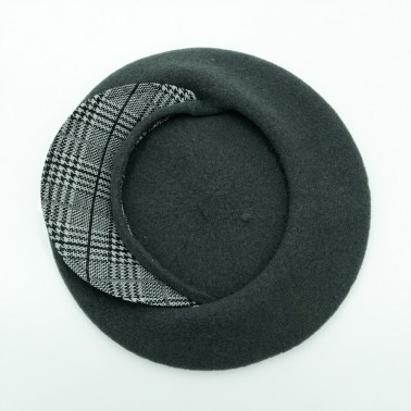 Grey cap beret with a prince of galle